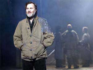 David Morrissey playing Macbeth at The Everyman