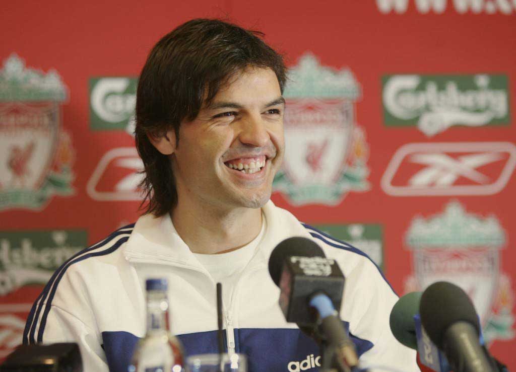 Liverpool Sign Fernando Morientes