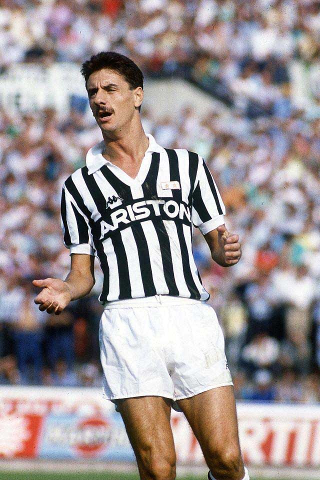 Ian_Rush_-_Juventus_1987-88