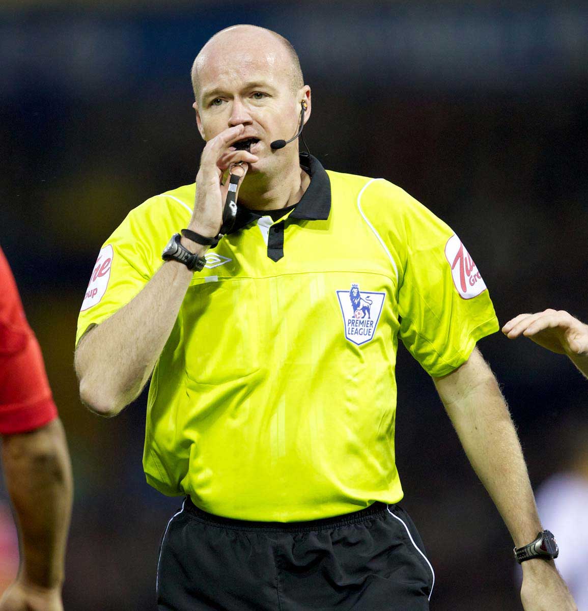 REFEREES: WHY DOES THE GAME DO SWEET FA ABOUT FAILING OFFICIALS?