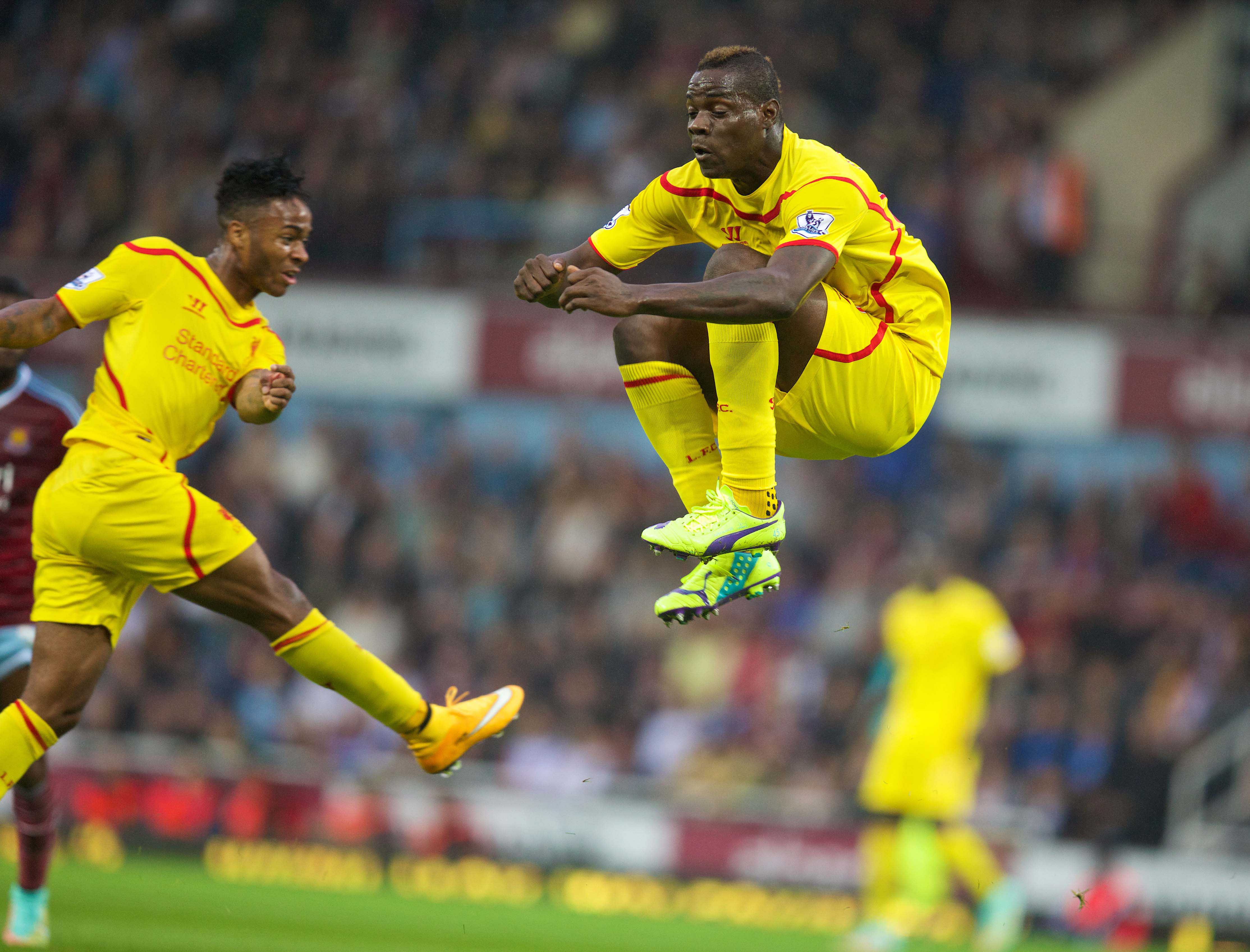 Football - FA Premier League - West Ham United FC v Liverpool FC