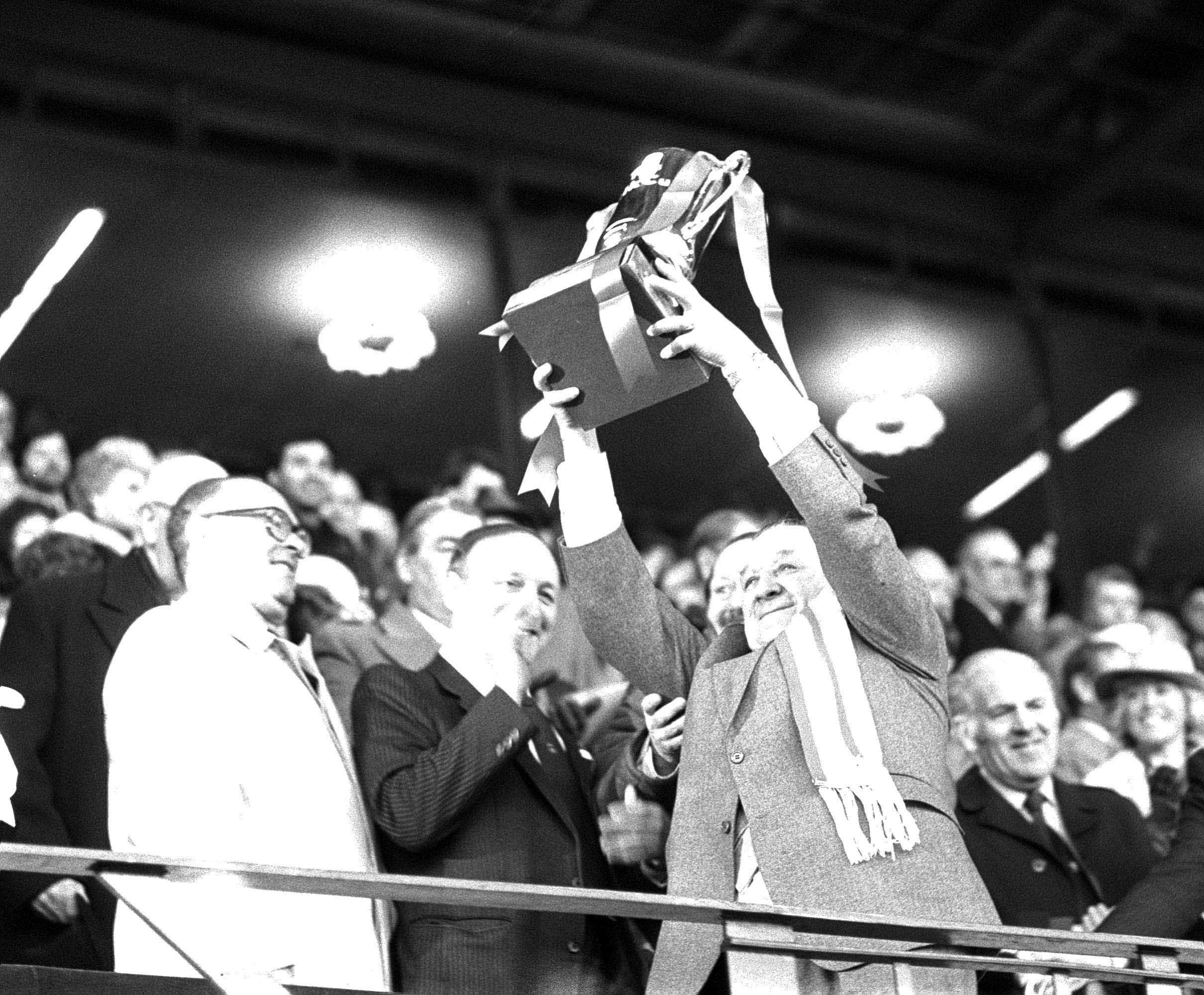 LIVERPOOL #ONTHISDAY 26/3/15: PAISLEY MILKS IT AT WEMBLEY