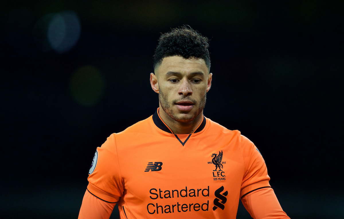 LONDON, ENGLAND - Friday, December 22, 2017: Liverpool's Alex Oxlade-Chamberlain during the FA Premier League match between Arsenal and Liverpool at the Emirates Stadium. (Pic by David Rawcliffe/Propaganda)