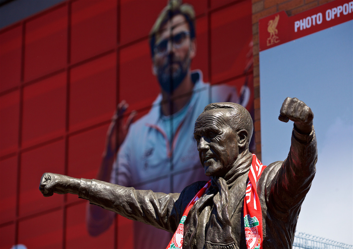 LIVERPOOL, ENGLAND - Sunday, May 7, 2017: A statue of former Liverpool manager Bill Shankly with an image of current manager Jürgen Klopp behind him ahead of the FA Premier League match between Liverpool and Southampton. (Pic by David Rawcliffe/Propaganda)
