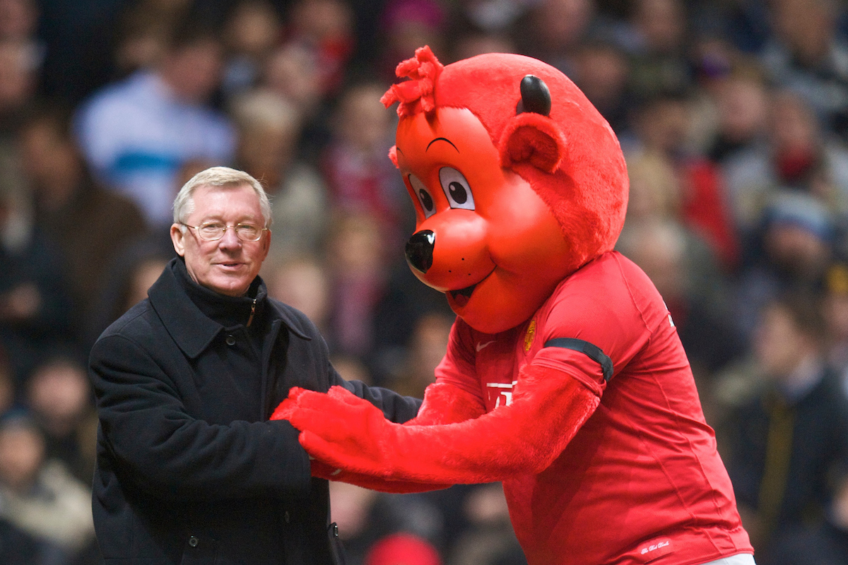 MANCHESTER, ENGLAND - Saturday, January 31, 2009: Manchester United's manager Alex Ferguson with mascot Fred the Red during the Premiership match against Everton at Old Trafford. (Mandatory credit: David Rawcliffe/Propaganda)