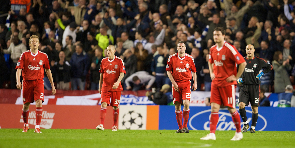 LIVERPOOL, ENGLAND - Wednesday, April 8, 2009: Liverpool's players look dejected after Chelsea score the third goal during the UEFA Champions League Quarter-Final 1st Leg match at Anfield. L-R: Lucas Leiva, Martin Skrtel, Jamie Carragher, Albert Riera and goalkeeper Pepe Reina. (Photo by David Rawcliffe/Propaganda)