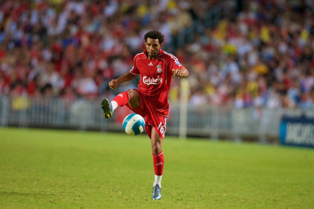 Hong Kong, China - Friday, July 27, 2007: Liverpool's Jermaine Pennant in action against Portsmouth during the final of the Barclays Asia Trophy at the Hong Kong Stadium. (Photo by David Rawcliffe/Propaganda)