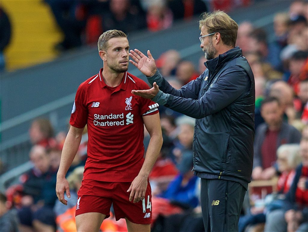 LIVERPOOL, ENGLAND - Saturday, September 22, 2018: Liverpool's manager Jürgen Klopp issues instructions to captain Jordan Henderson during the FA Premier League match between Liverpool FC and Southampton FC at Anfield. (Pic by Jon Super/Propaganda)
