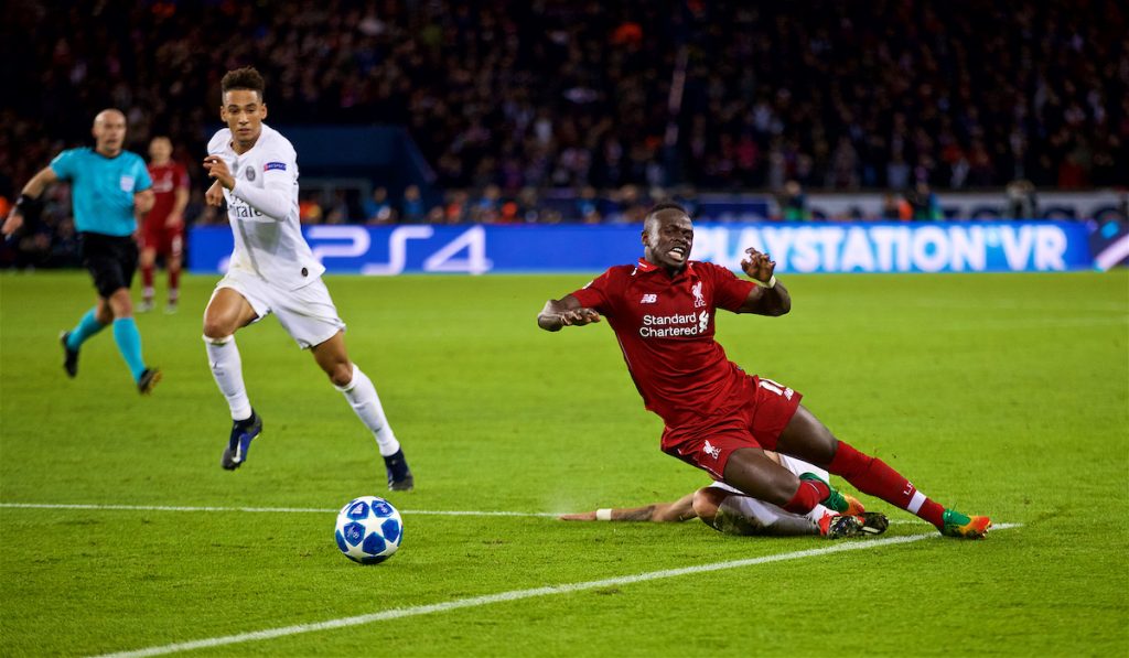 PARIS, FRANCE - Wednesday, November 28, 2018: Liverpool's Sadio Mane is brought down by Paris Saint-Germain's Ángel Di María for a penalty during the UEFA Champions League Group C match between Paris Saint-Germain and Liverpool FC at Parc des Princes. (Pic by David Rawcliffe/Propaganda)