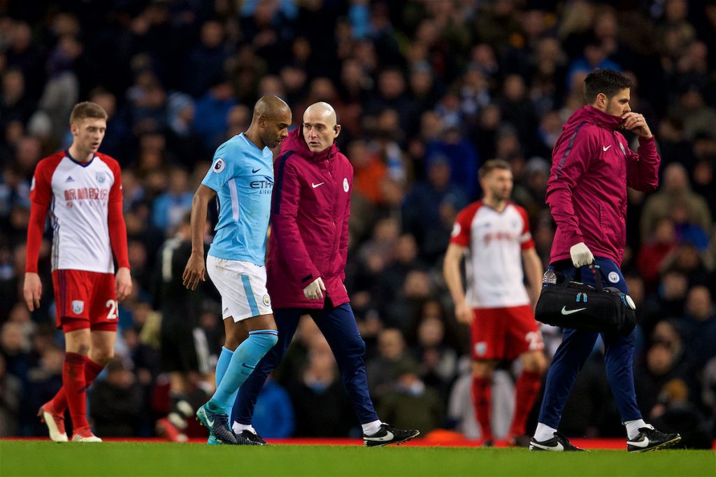 MANCHESTER, ENGLAND - Wednesday, January 31, 2018: Manchester City's Fernando Luiz Roza 'Fernandinho' walks off injured during the FA Premier League match between Manchester City FC and West Bromwich Albion FC at the City of Manchester Stadium. (Pic by David Rawcliffe/Propaganda)