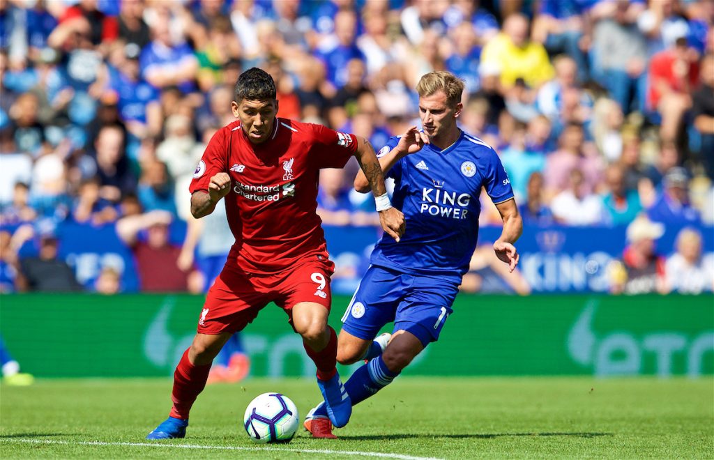 LEICESTER, ENGLAND - Saturday, September 1, 2018: Liverpool's Roberto Firmino and Leicester City'sMarc Albrighton (right) during the FA Premier League match between Leicester City and Liverpool at the King Power Stadium. (Pic by David Rawcliffe/Propaganda)