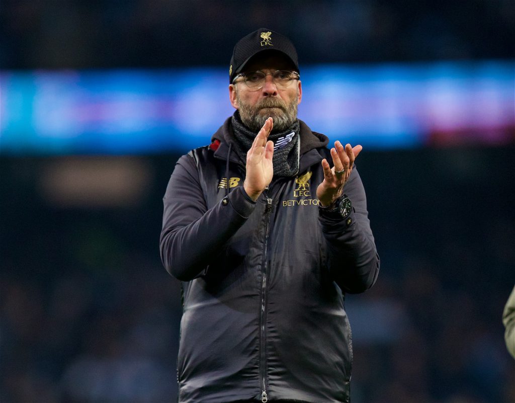 MANCHESTER, ENGLAND - Thursday, January 3, 2019: Liverpool's manager Jürgen Klopp applauds the supporters after the FA Premier League match between Manchester City FC and Liverpool FC at the Etihad Stadium. Manchester City won 2-1. (Pic by David Rawcliffe/Propaganda)