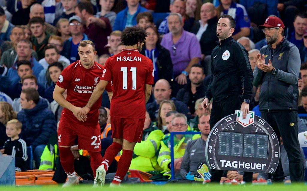 LONDON, ENGLAND - Saturday, September 29, 2018: Liverpool's Mohamed Salah is replaced by substitute Xherdan Shaqiri by manager J¸rgen Klopp during the FA Premier League match between Chelsea FC and Liverpool FC at Stamford Bridge. (Pic by David Rawcliffe/Propaganda)