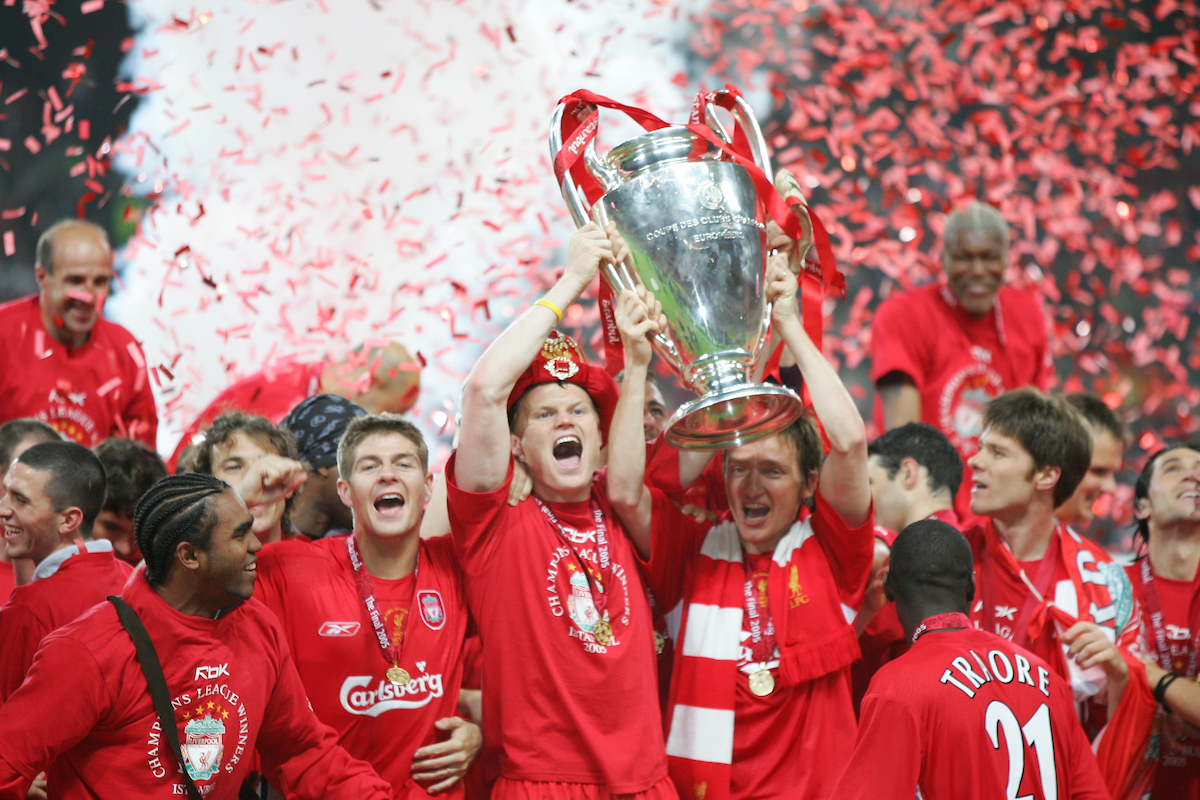 ISTANBUL, TURKEY - WEDNESDAY, MAY 25th, 2005: Liverpool's John Arne Riise and Vladimir Smicer lift the European Cup after beating AC Milan on penalties during the UEFA Champions League Final at the Ataturk Olympic Stadium, Istanbul. (Pic by David Rawcliffe/Propaganda)