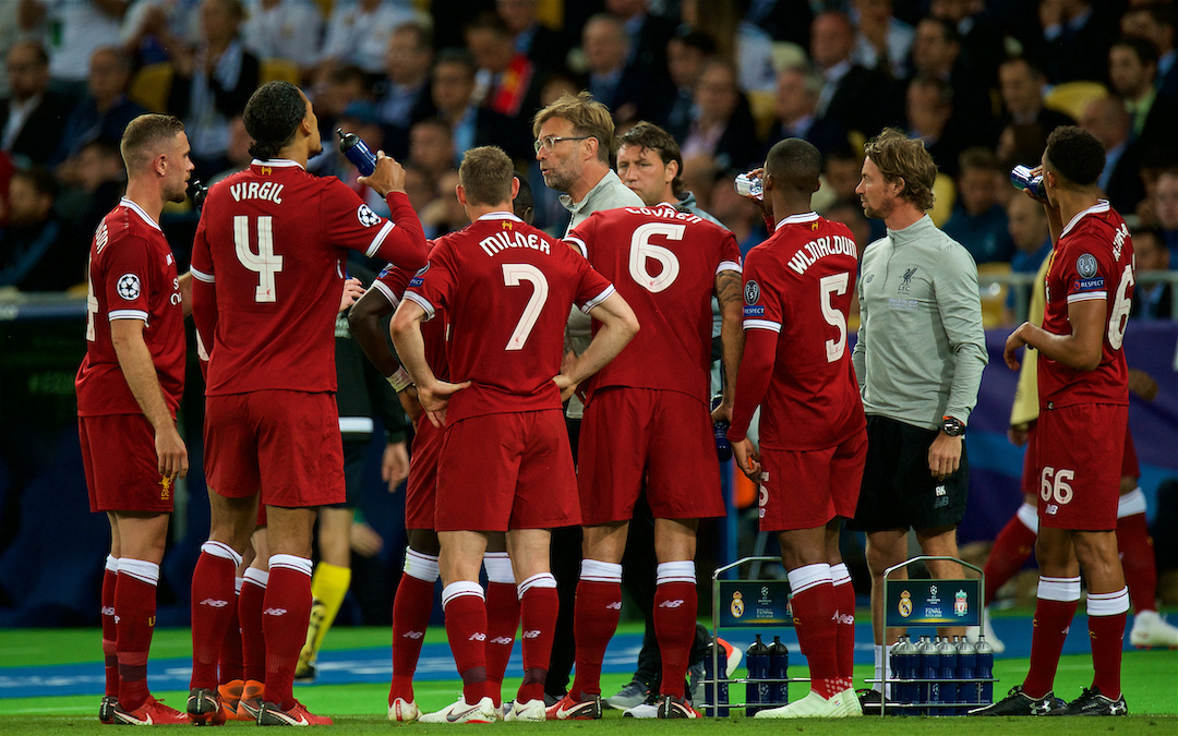 KIEV, UKRAINE - Saturday, May 26, 2018: Liverpool's manager Jürgen Klopp speaks to his players during the UEFA Champions League Final match between Real Madrid CF and Liverpool FC at the NSC Olimpiyskiy. (Pic by Peter Powell/Propaganda)