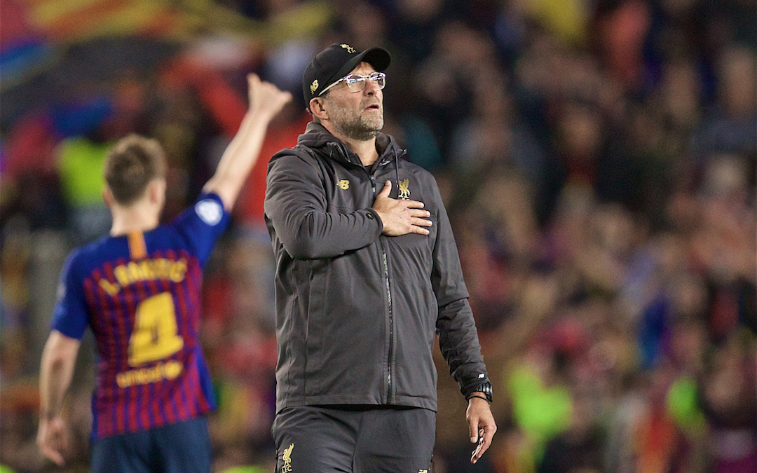 BARCELONA, SPAIN - Wednesday, May 1, 2019: Liverpool's manager Jürgen Klopp salutes the supporters after losing 3-0 during the UEFA Champions League Semi-Final 1st Leg match between FC Barcelona and Liverpool FC at the Camp Nou. (Pic by David Rawcliffe/Propaganda)