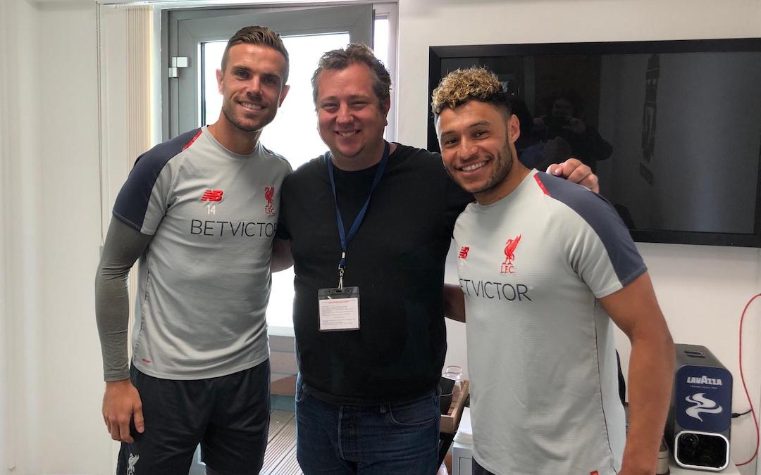 Liverpool v Tottenham: Henderson And Oxlade-Chamberlain Talk To TAW