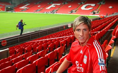 Fernando Torres signs for Liverpool
