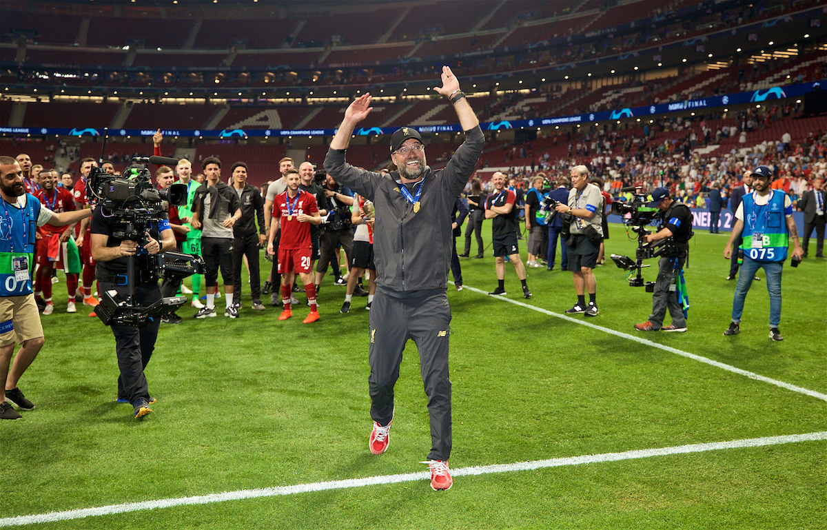 MADRID, SPAIN - SATURDAY, JUNE 1, 2019: Liverpool's manager Jürgen Klopp celebrates with his team after the UEFA Champions League Final match between Tottenham Hotspur FC and Liverpool FC at the Estadio Metropolitano. Liverpool won 2-0 to win their sixth European Cup. (Pic by David Rawcliffe/Propaganda)