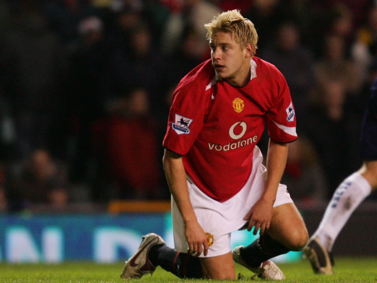 MANCHESTER, ENGLAND - TUESDAY JANUARY 4th 2005: Manchester United's Alan Smith looks dejected after missing a chance against Tottenham during the Premiership match at Old Trafford. (Pic by David Rawcliffe/Propaganda)