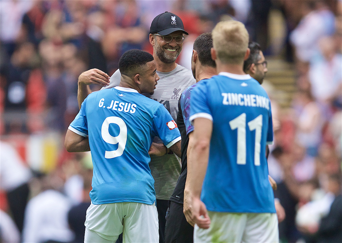 LONDON, ENGLAND - Sunday, August 4, 2019: Liverpool's manager Jürgen Klopp with Manchester City's Gabriel Jesus after the penalty shoot out to decide the FA Community Shield match between Manchester City FC and Liverpool FC at Wembley Stadium. Manchester City won 5-4 on penalties after a 1-1 draw. (Pic by David Rawcliffe/Propaganda)