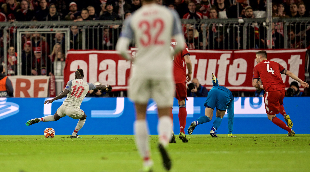 MUNICH, GERMANY - Wednesday, March 13, 2019: Liverpool's Sadio Mane shoots to score the first goal during the UEFA Champions League Round of 16 2nd Leg match between FC Bayern München and Liverpool FC at the Allianz Arena. (Pic by David Rawcliffe/Propaganda)