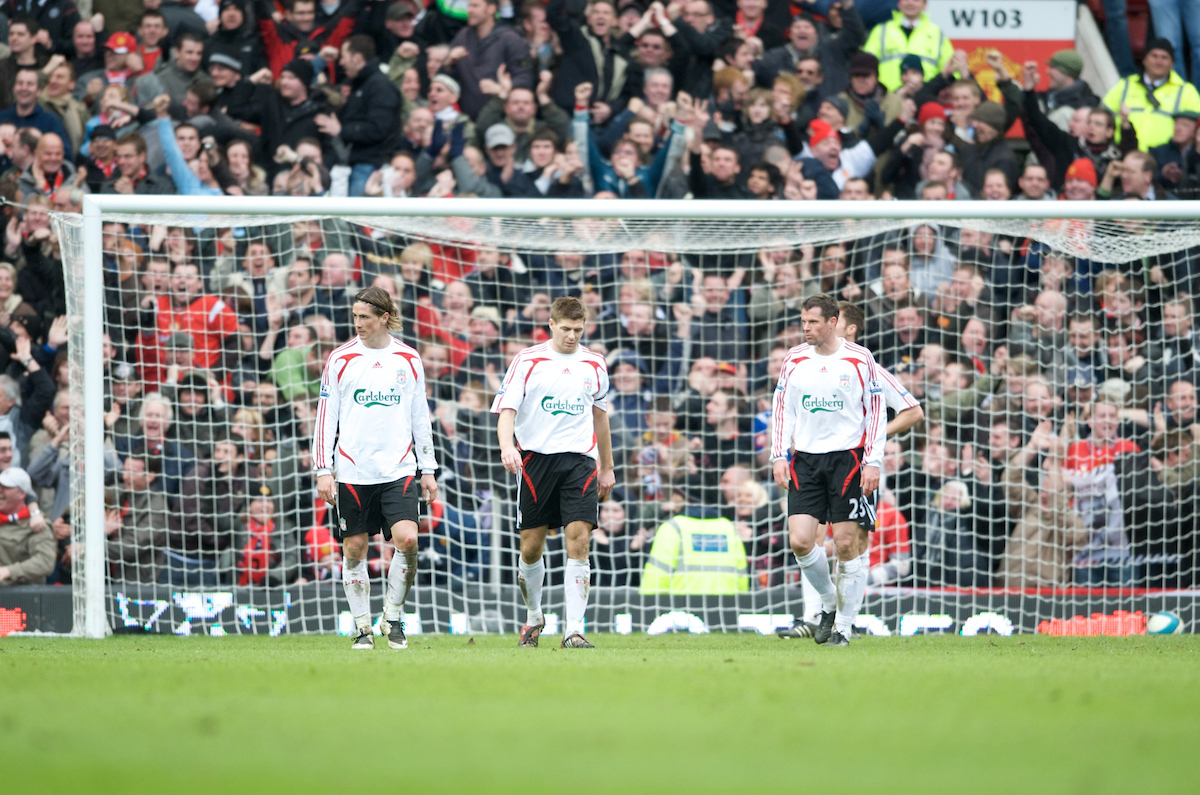 MANCHESTER, ENGLAND - Sunday, March 23, 2008: Liverpool's Fernando Torres, captain Steven Gerrard MBE and Jamie Carragher look dejected after conceding the third goal against Manchester United during the Premiership match at Old Trafford. (Photo by David Rawcliffe/Propaganda)