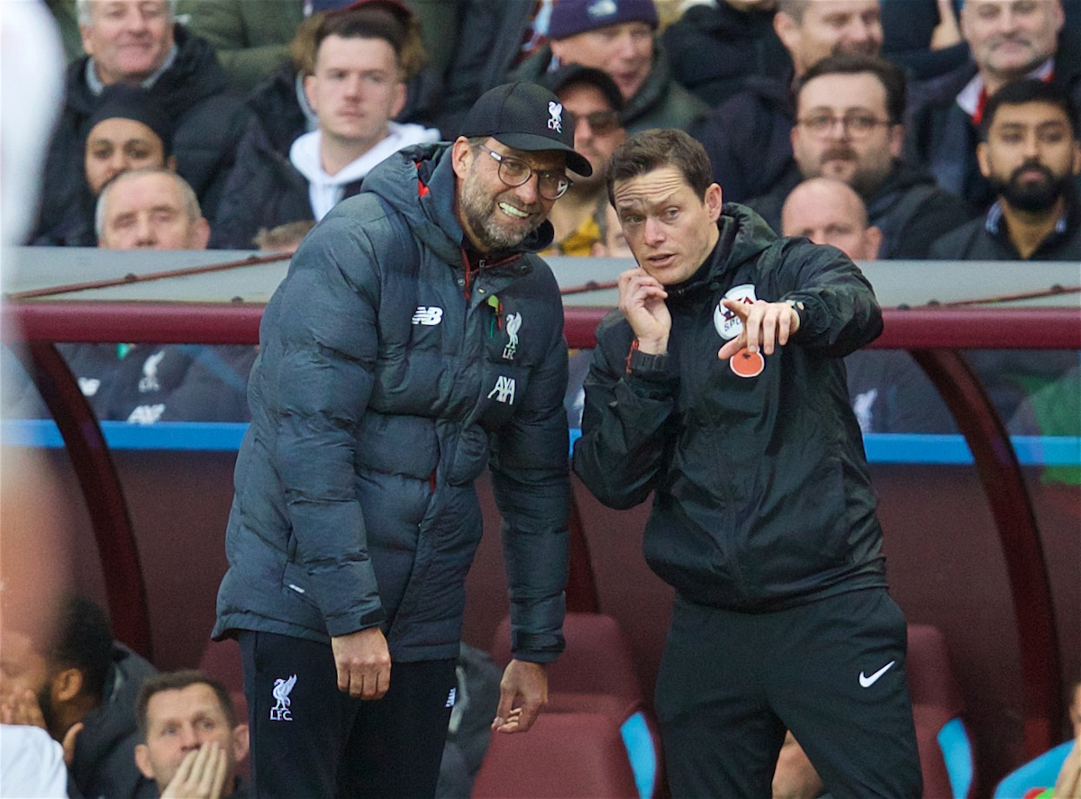 BIRMINGHAM, ENGLAND - Saturday, November 2, 2019: Liverpool's manager Jürgen Klopp (L) and the fourth official during the FA Premier League match between Aston Villa FC and Liverpool FC at Villa Park. (Pic by David Rawcliffe/Propaganda)