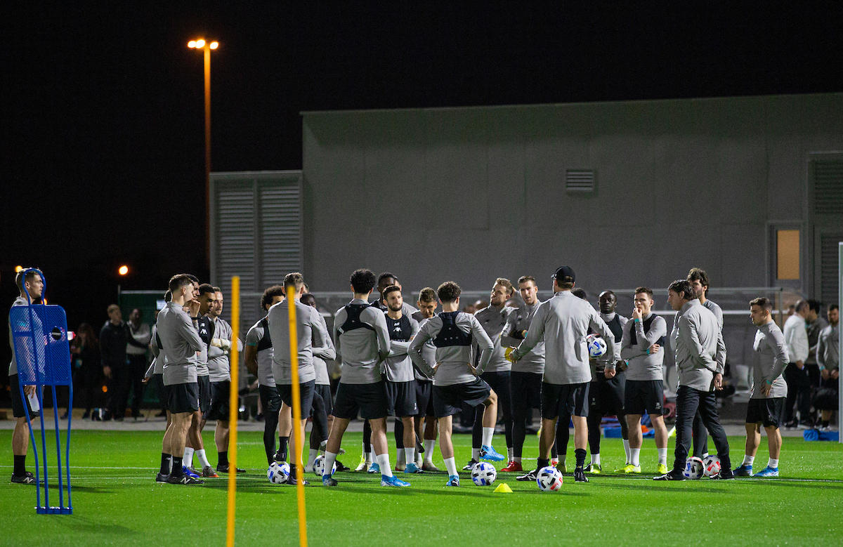 DOHA, QATAR - Monday, December 16, 2019: Liverpool's manager Jürgen Klopp speaks to his players during a training session ahead of the FIFA Club World Cup Semi-Final match between CF Monterrey and Liverpool FC at the Qatar University. (Pic by David Rawcliffe/Propaganda)