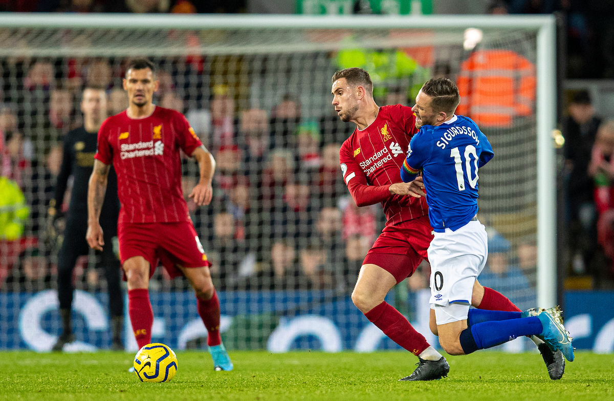 LIVERPOOL, ENGLAND - Wednesday, December 4, 2019: Liverpool's captain Jordan Henderson (L) and Everton's Gylfi Sigurdsson during the FA Premier League match between Liverpool FC and Everton FC, the 234th Merseyside Derby, at Anfield. (Pic by David Rawcliffe/Propaganda)