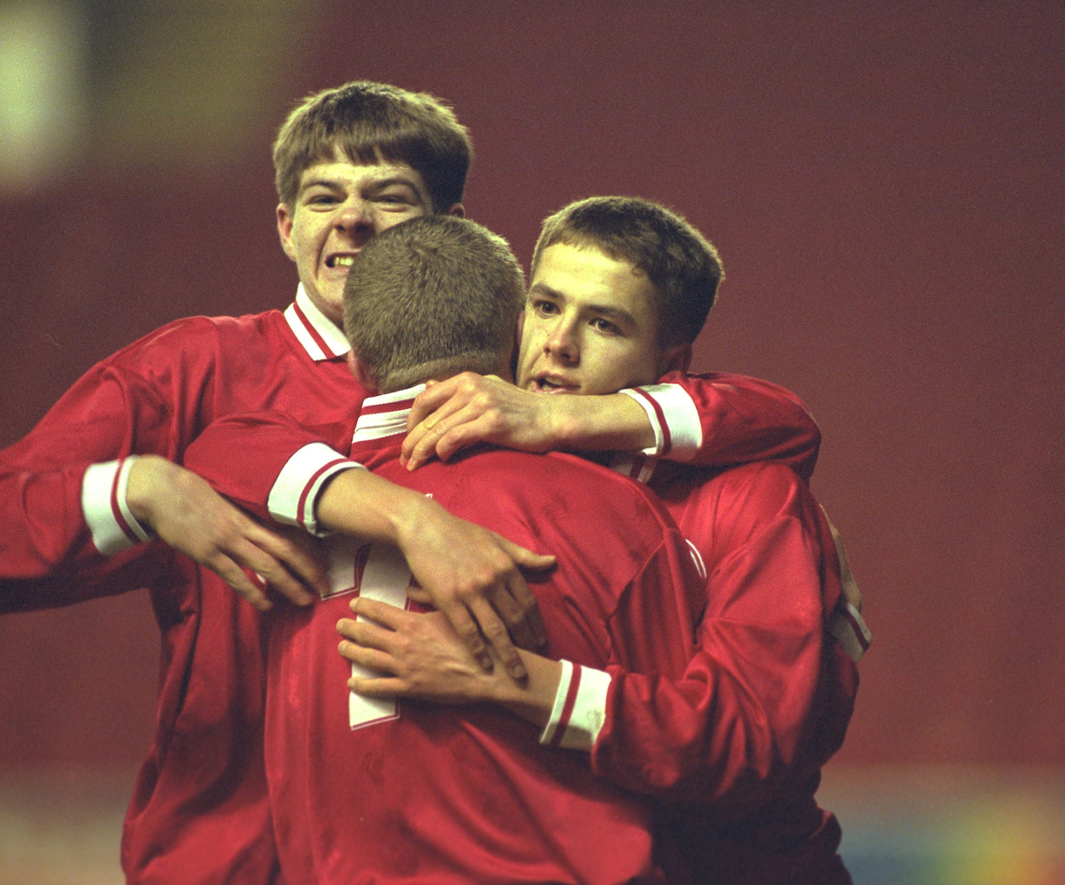 LIVERPOOL, ENGLAND - Tuesday, January 7, 1997: Liverpool's Michael Owen celebrates scoring from the penalty spot Manchester United with team-mate Steven Gerrard during the FA Youth Cup match at Anfield. United won 2-1. (Pic by David Rawcliffe/Propaganda)