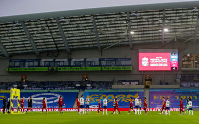 Brighton & Hove Albion players give the Champions Liverpool a guard of honour before the FA Premier League match between Brighton & Hove Albion FC and Liverpool FC at the AMEX Stadium