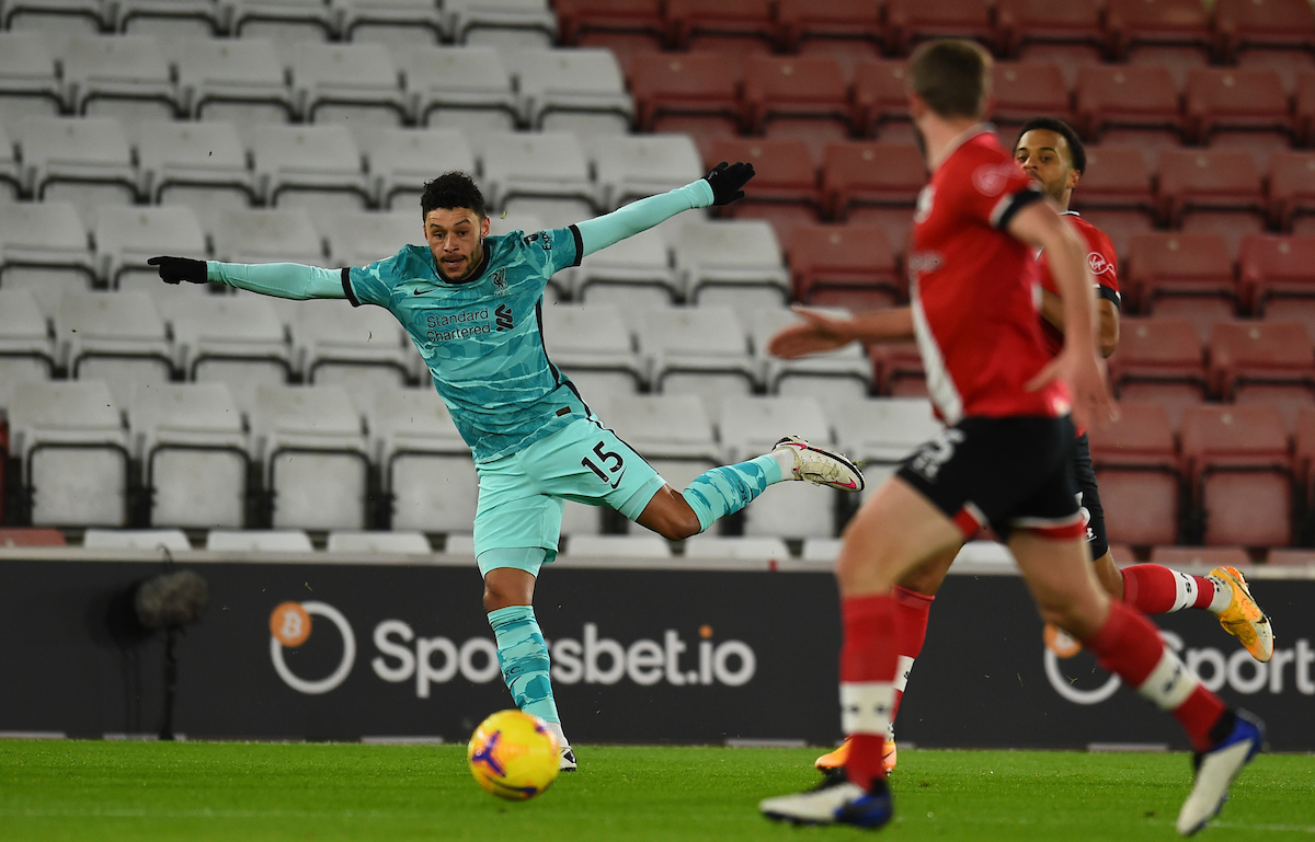 Liverpool's Alex Oxlade-Chamberlain during the FA Premier League match between Southampton FC and Liverpool FC at St Mary's Stadium