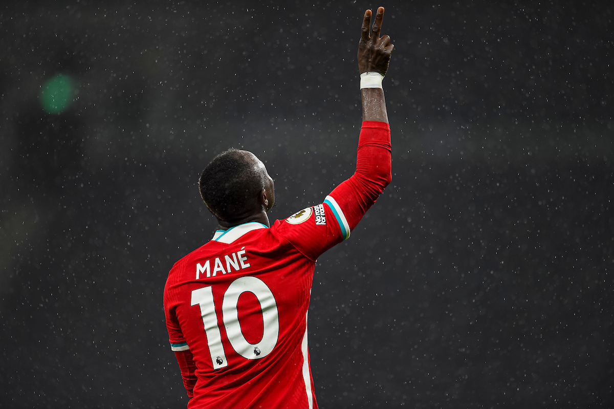 Liverpool's Sadio Mané celebrates after scoring the third goal during the FA Premier League match between Tottenham Hotspur FC and Liverpool FC at the Tottenham Hotspur Stadium