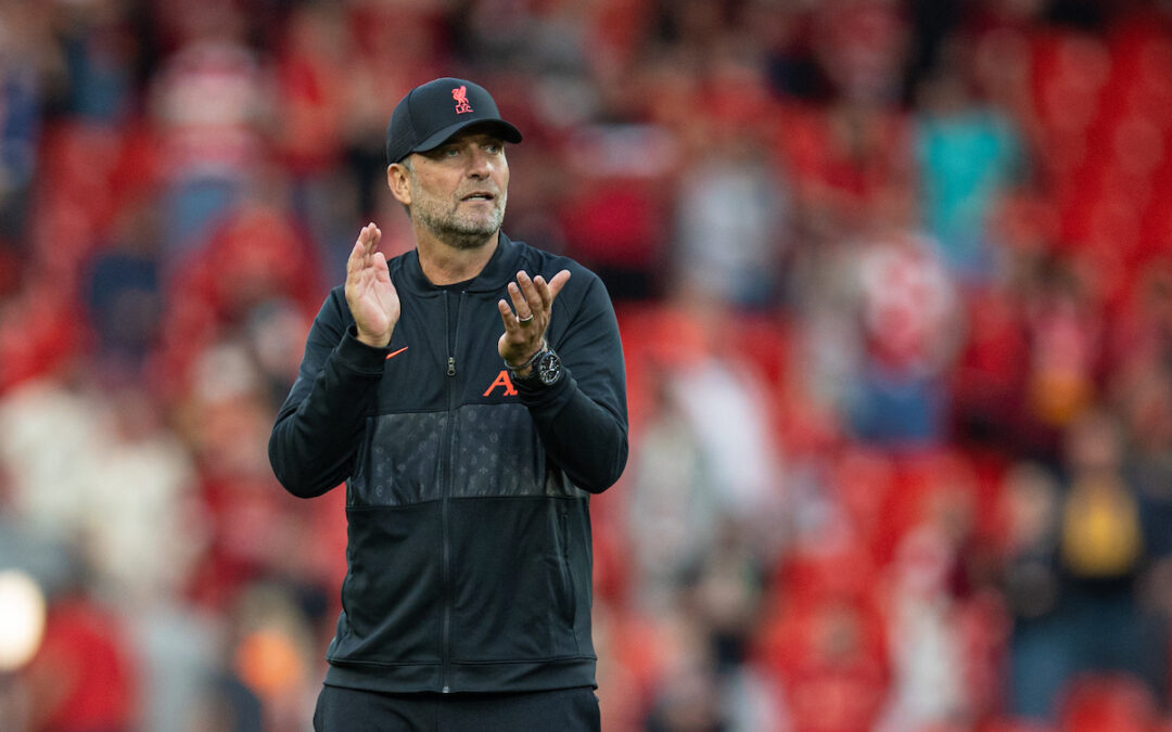 Liverpool's manager Jürgen Klopp applauds the supporters after the FA Premier League match between Liverpool FC and Chelsea FC at Anfield