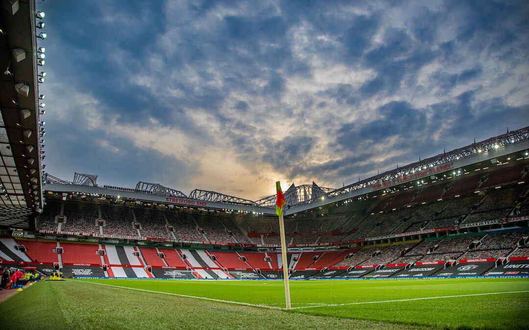 Manchester United v Liverpool: Pre-Match Warmup