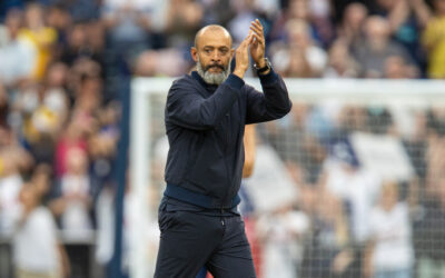 Tottenham Hotspur's manager Nuno Espírito Santo applauds the supporters after the FA Premier League match between Tottenham Hotspur FC and Manchester City FC at the Tottenham Hotspur Stadium