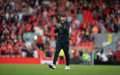 Liverpool's manager Jürgen Klopp applauds the supporters after the FA Premier League match between Liverpool FC and Chelsea FC at Anfield