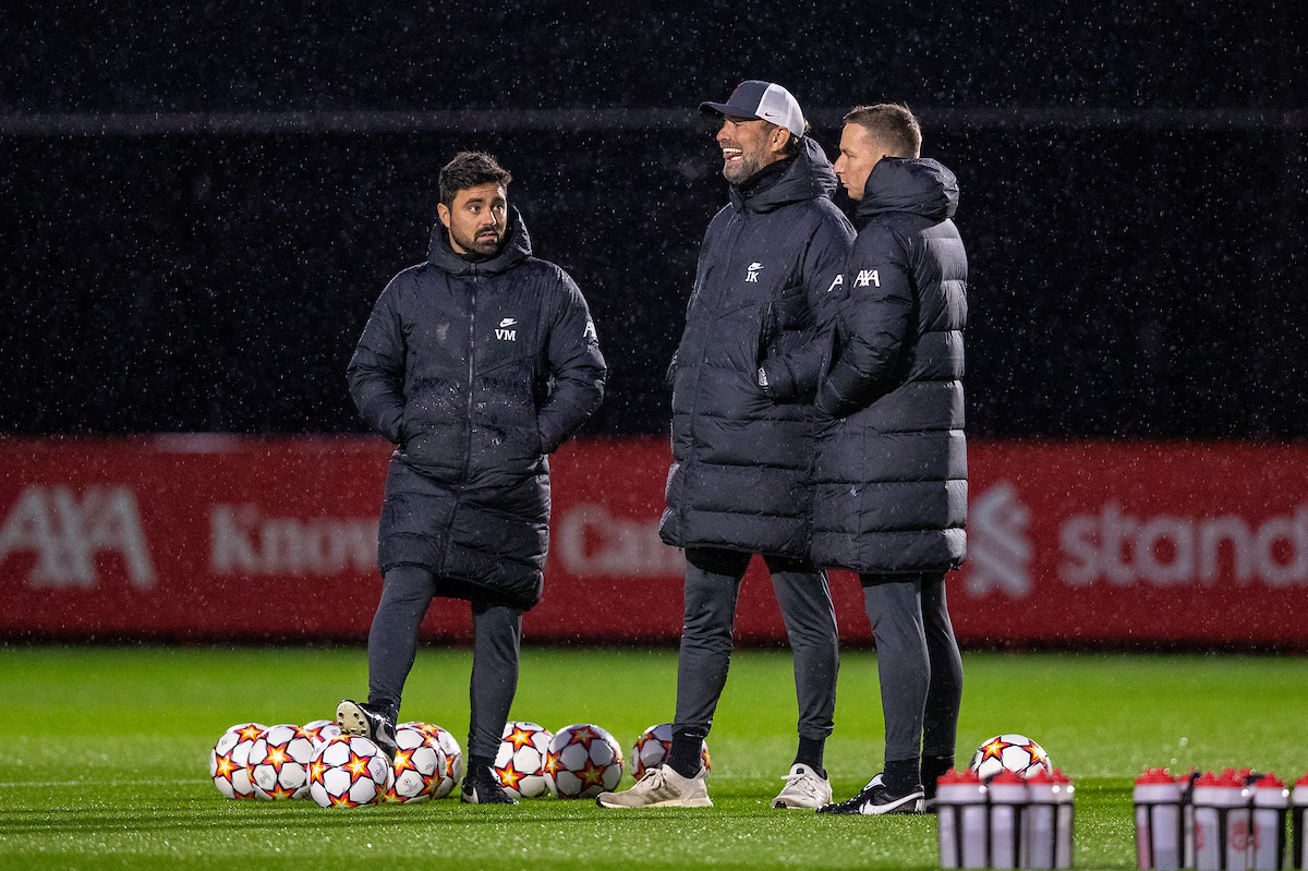 Liverpool's manager Jürgen Klopp (C) with elite development coach Vitor Matos (L) and first-team development coach Pepijn Lijnders (R) during a training session at the AXA Training Centre ahead of the UEFA Champions League Group B Matchday 4 game between Liverpool FC and Club Atlético de Madrid