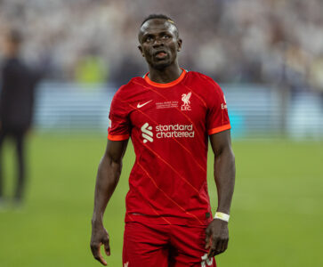 Liverpool's Sadio Mané looks dejected at the final whistle during the UEFA Champions League Final game between Liverpool FC and Real Madrid CF at the Stade de France