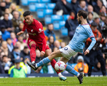 Liverpool's Alex Oxlade-Chamberlain shoots during the FA Premier League match between Manchester City FC and Liverpool FC at the City of Manchester Stadium