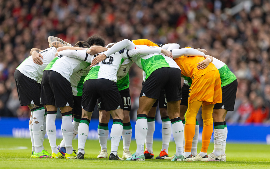 Manchester United v Liverpool: Pre-Match Warmup